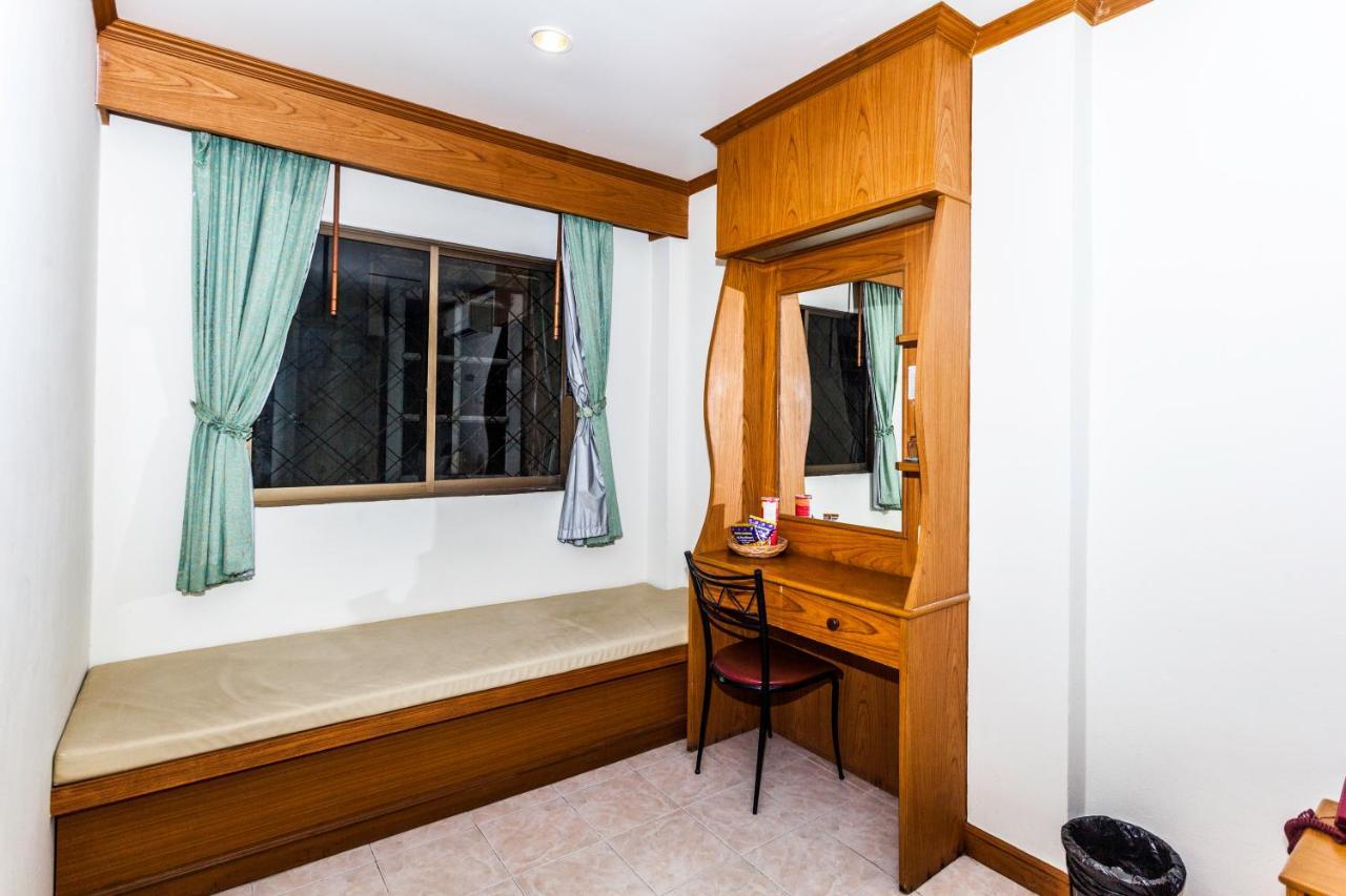 Hotel Andaman Sea Patong Exterior foto