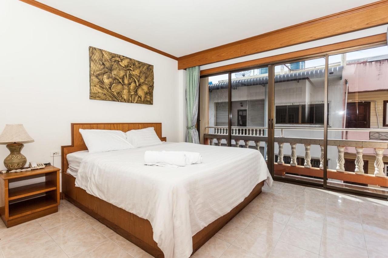 Hotel Andaman Sea Patong Exterior foto